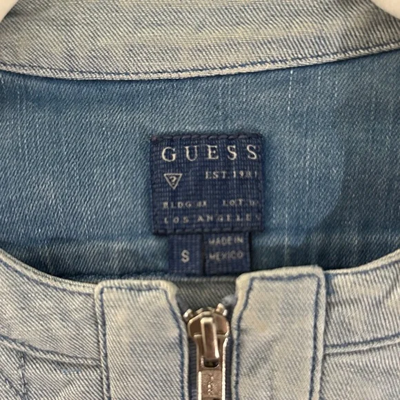 GUESS Quilted Light Blue Jean Jacket size S - Picture 3 of 3